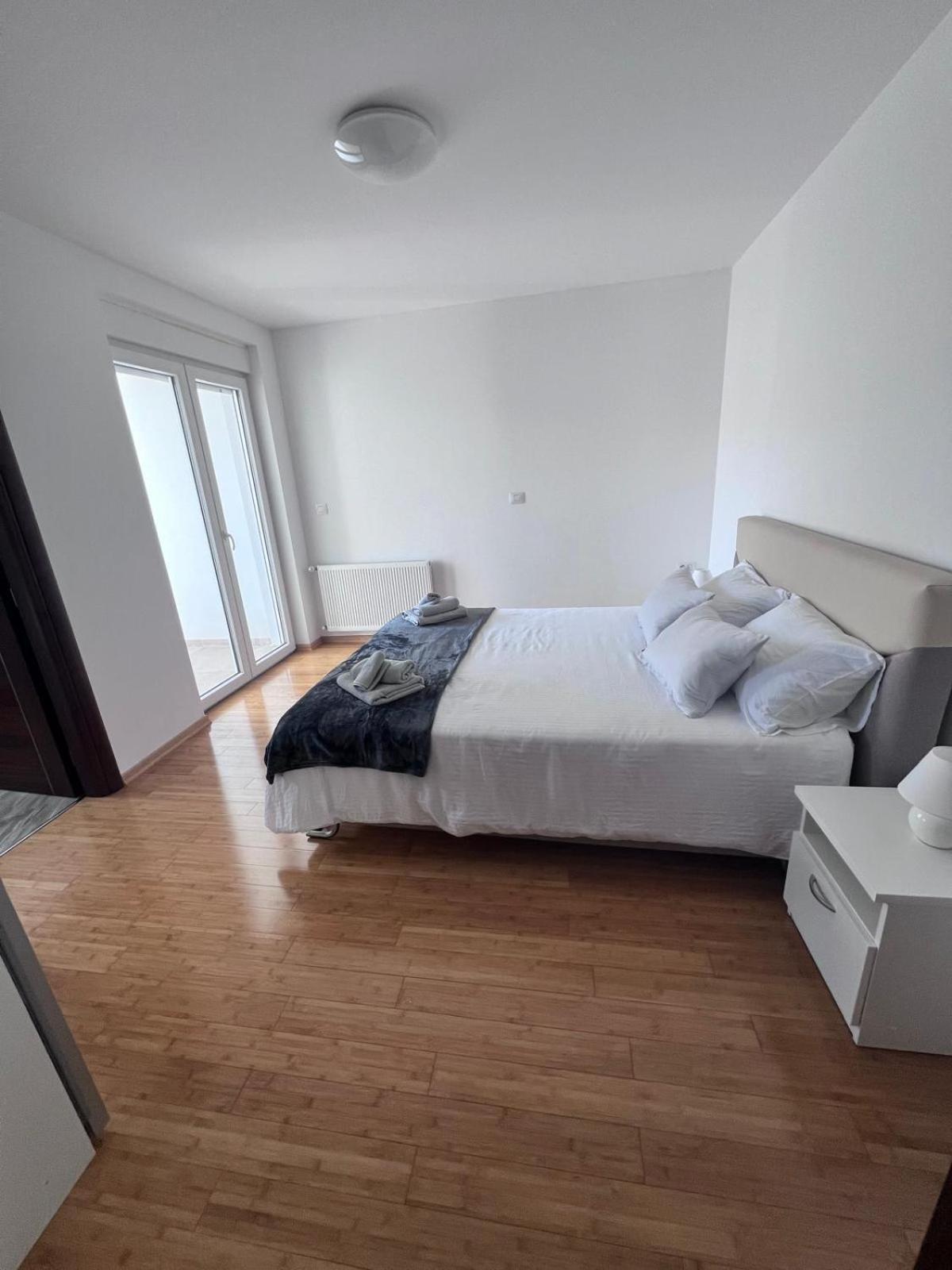 Seascape Deluxe Residence 프예스차나 우발라 외부 사진